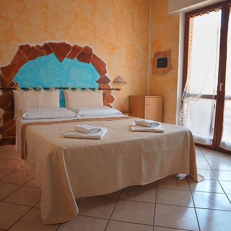 La Manta Guest House Alghero Luaran gambar