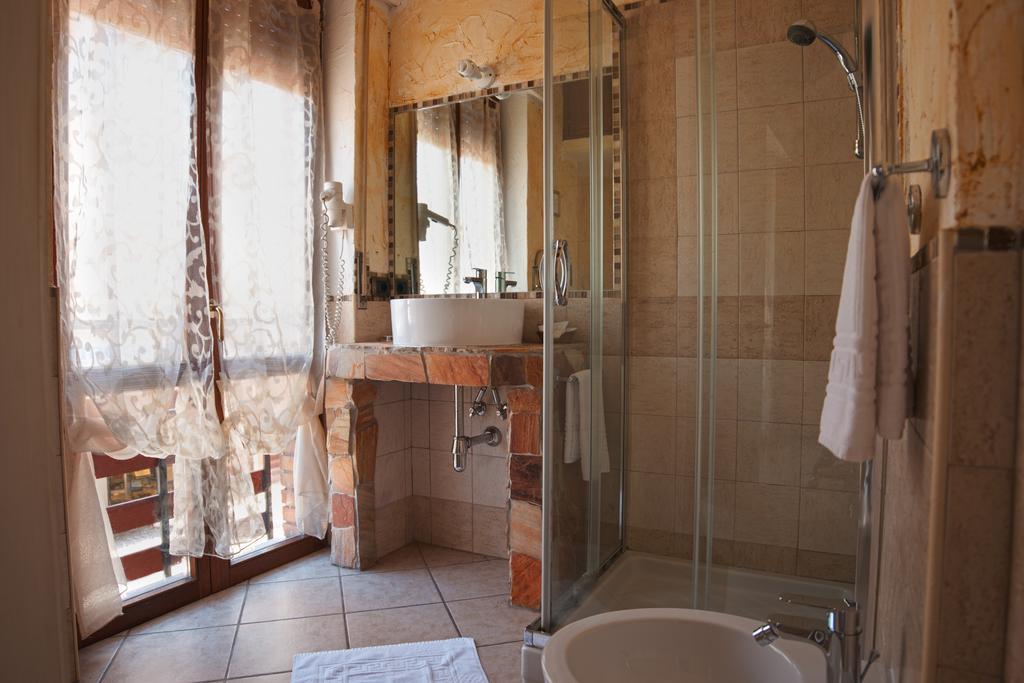 La Manta Guest House Alghero Luaran gambar