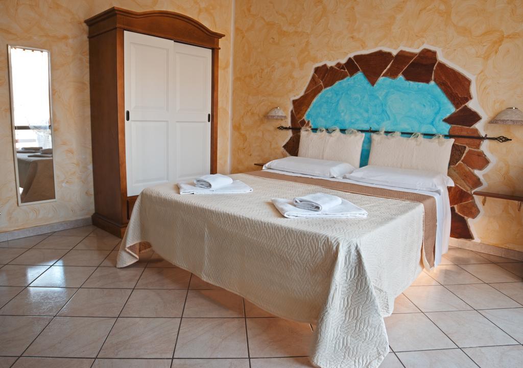 La Manta Guest House Alghero Luaran gambar